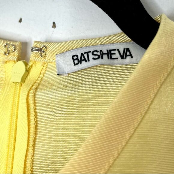 Batsheva Collarless Kate Dress Yellow Moire Maxi Ruffle Hem Lace Trim, Size 6 - Picture 9 of 12